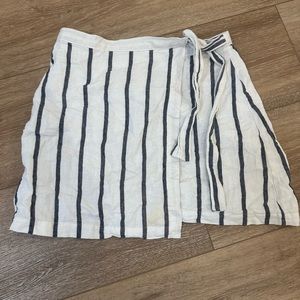 ABERCROMBIE wrap skirt